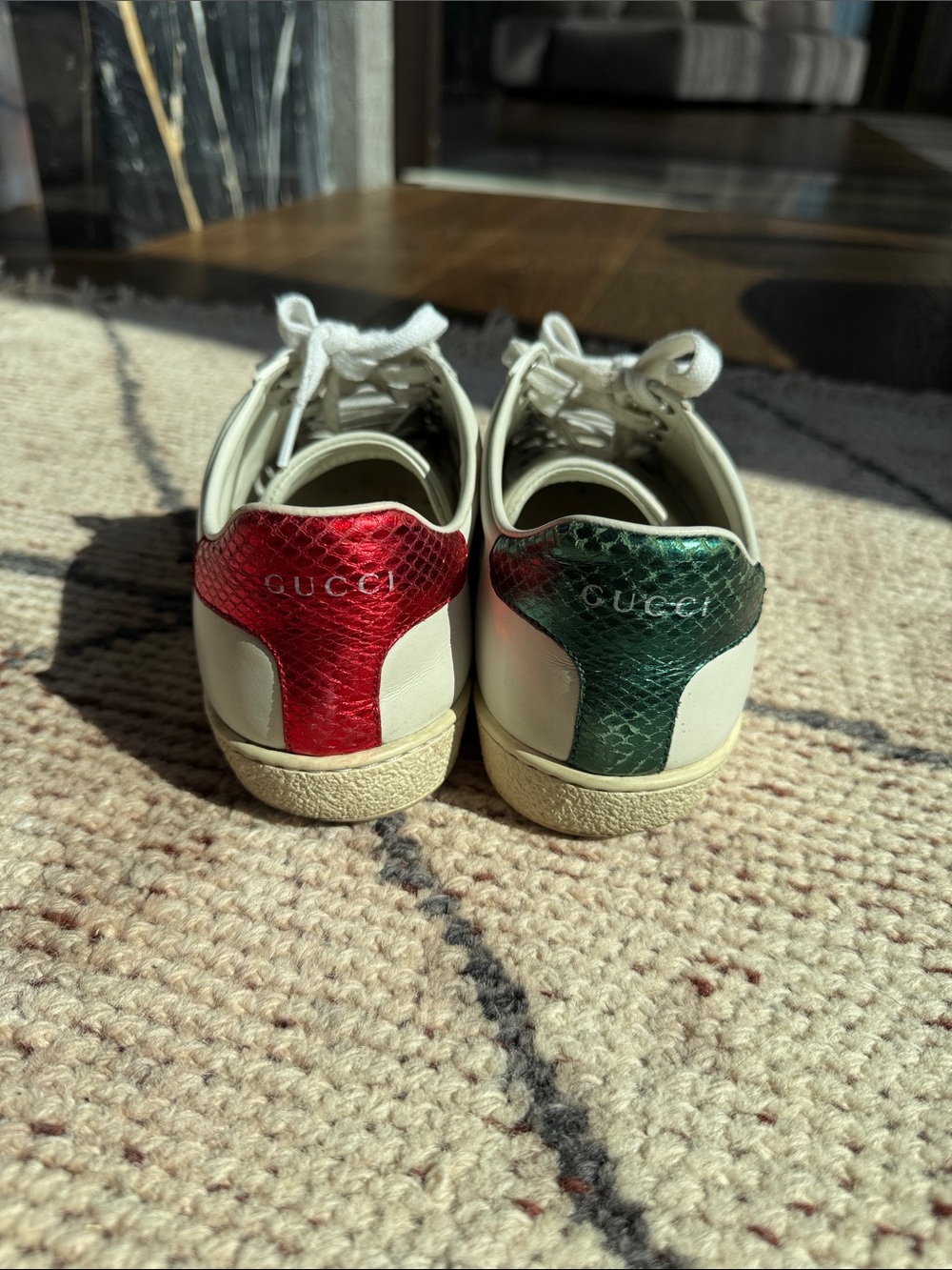 Gucci White Leather Sneakers with Green & Red Stripe and Gold Bee - Picture 4 of 7